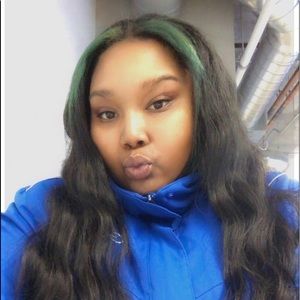 Meet your Posher, Lana